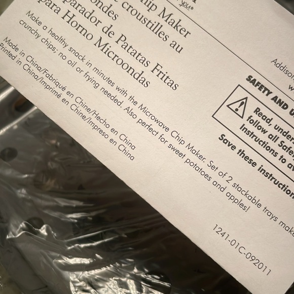 NWT The Pampered Chef #1241 Microwave Chip Maker Potato Chip Maker - Picture 9 of 11